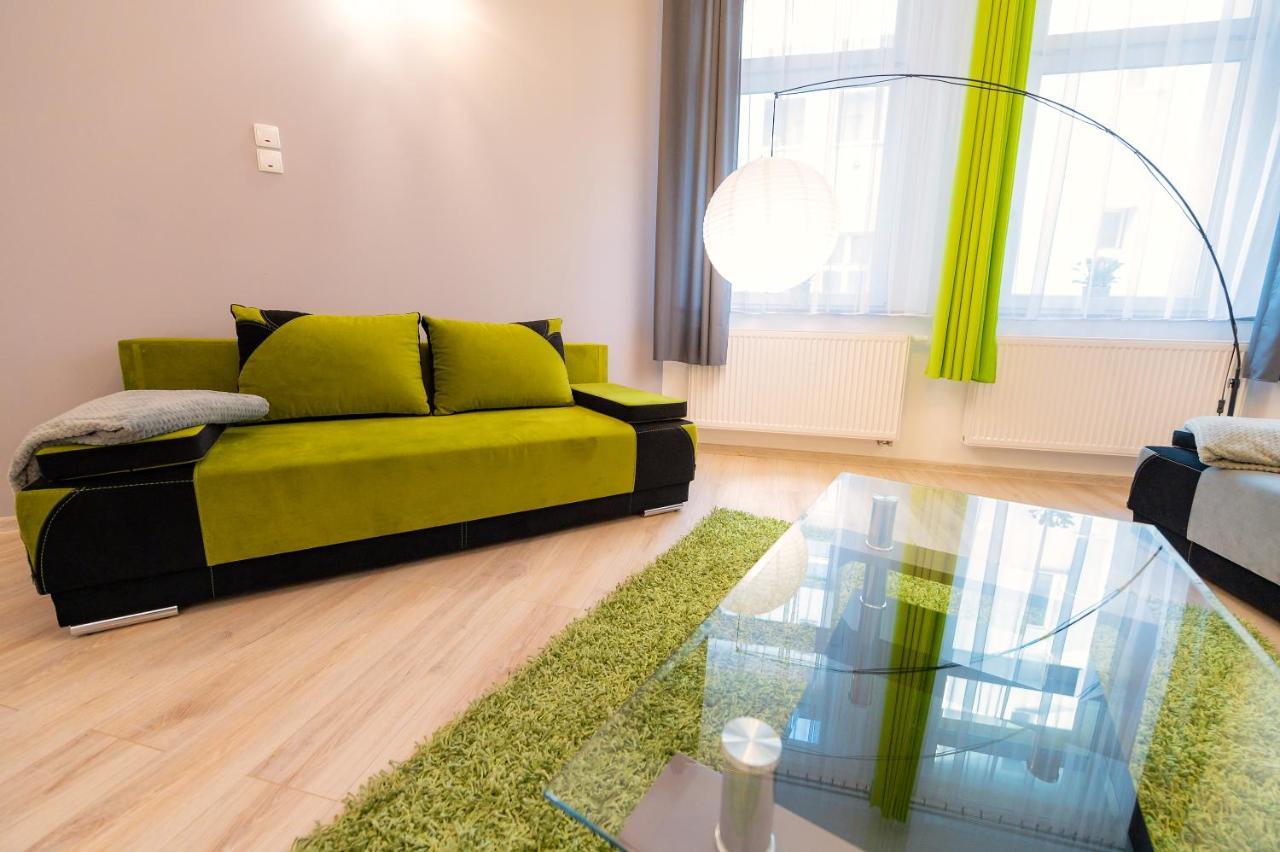 Aparthotel Zabrze, Apartamenty W Centrum Z Prywatnym Parkingiem מראה חיצוני תמונה