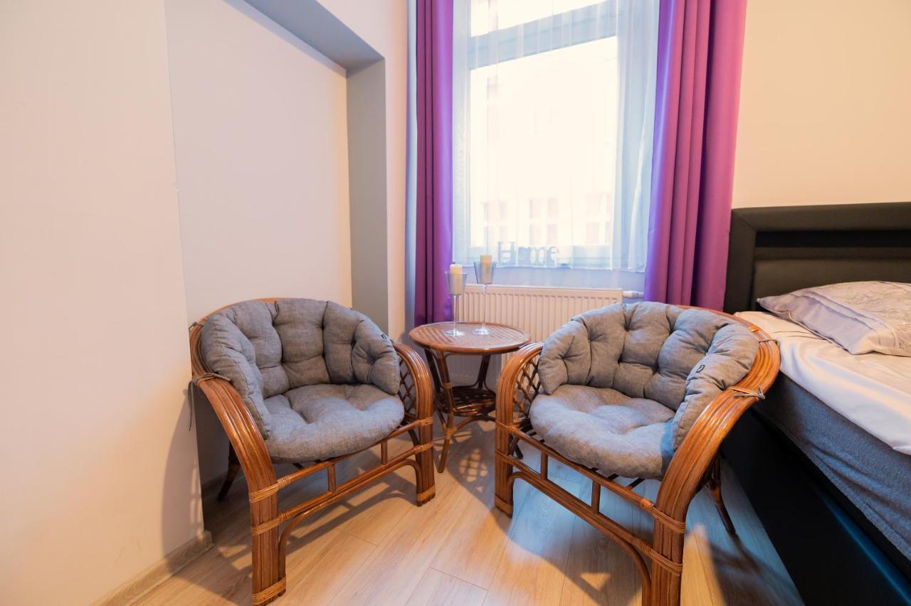 Aparthotel Zabrze, Apartamenty Centrum מראה חיצוני תמונה